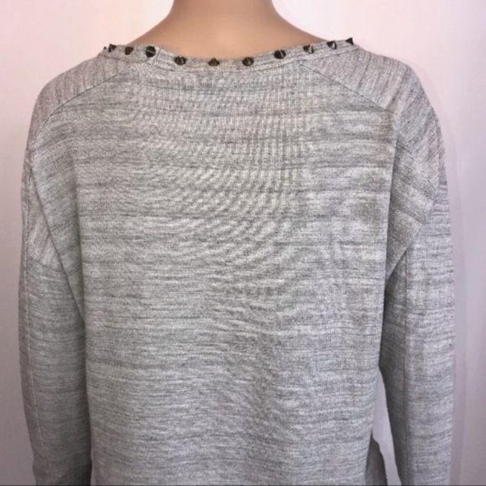 Love 21 grey studded high-low blouse small - Picture 4 of 6